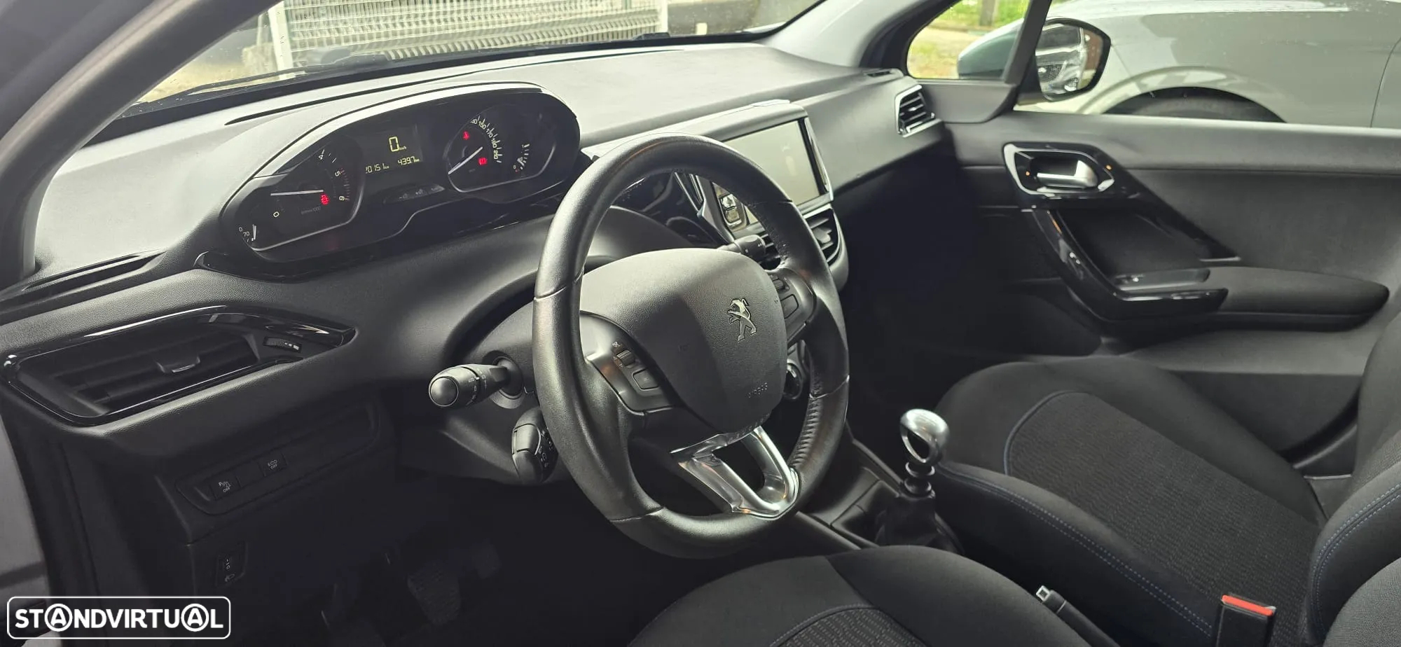 Peugeot 208 1.5 BlueHDi Signature - 13