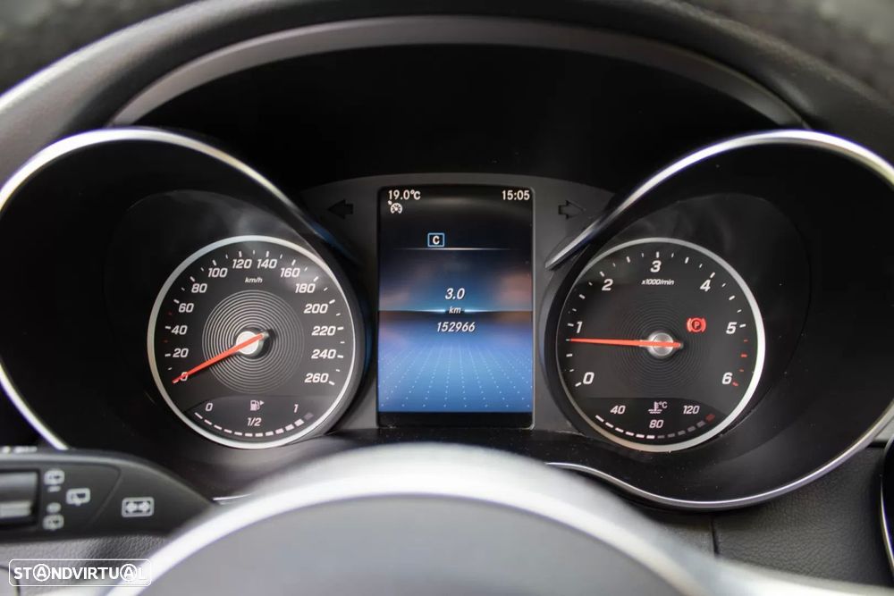 Mercedes-Benz C 200 d AMG Line - 23