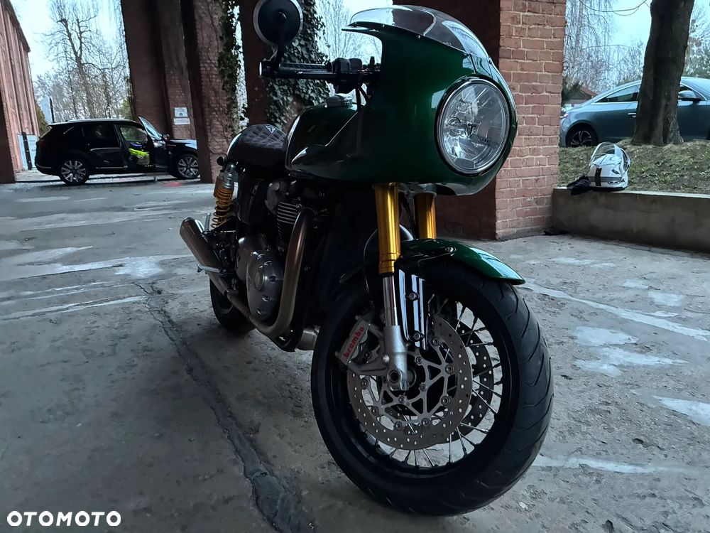 Triumph Thruxton - 15