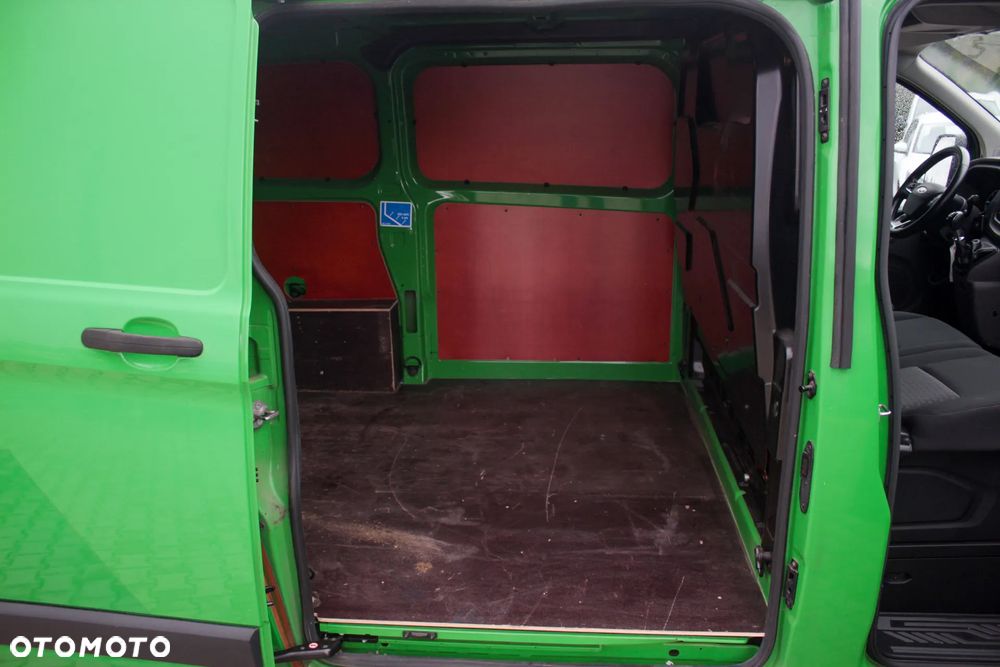 Ford TRANSIT CUSTOM - 15