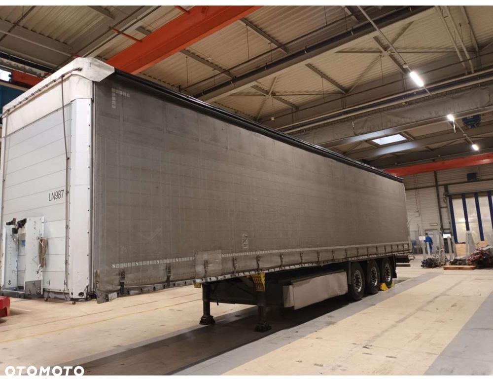 Schmitz Cargobull SCS24/L Lifting Axle - 2