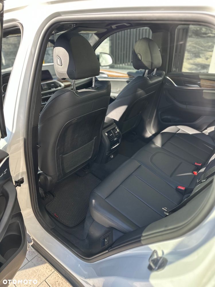 BMW X3 xDrive30i xLine - 11