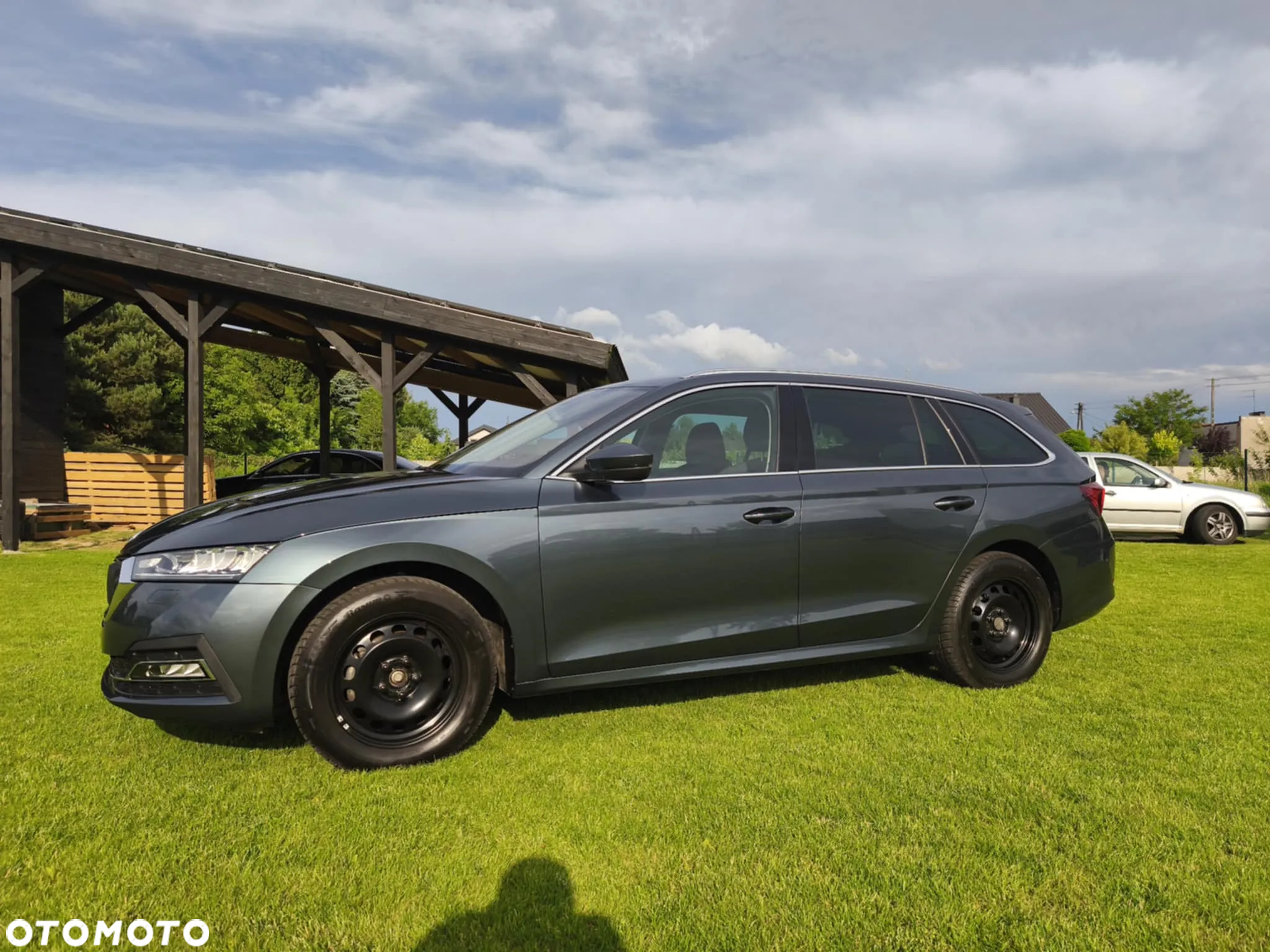 Skoda Octavia 2.0 TDI DSG Ambition - 4