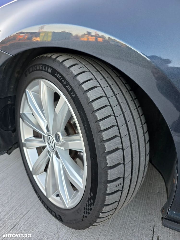 Volkswagen Golf GTD 2.0 TDI SCR DSG - 11