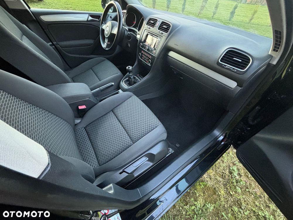 Volkswagen Golf 1.6 TDI DPF Comfortline - 8