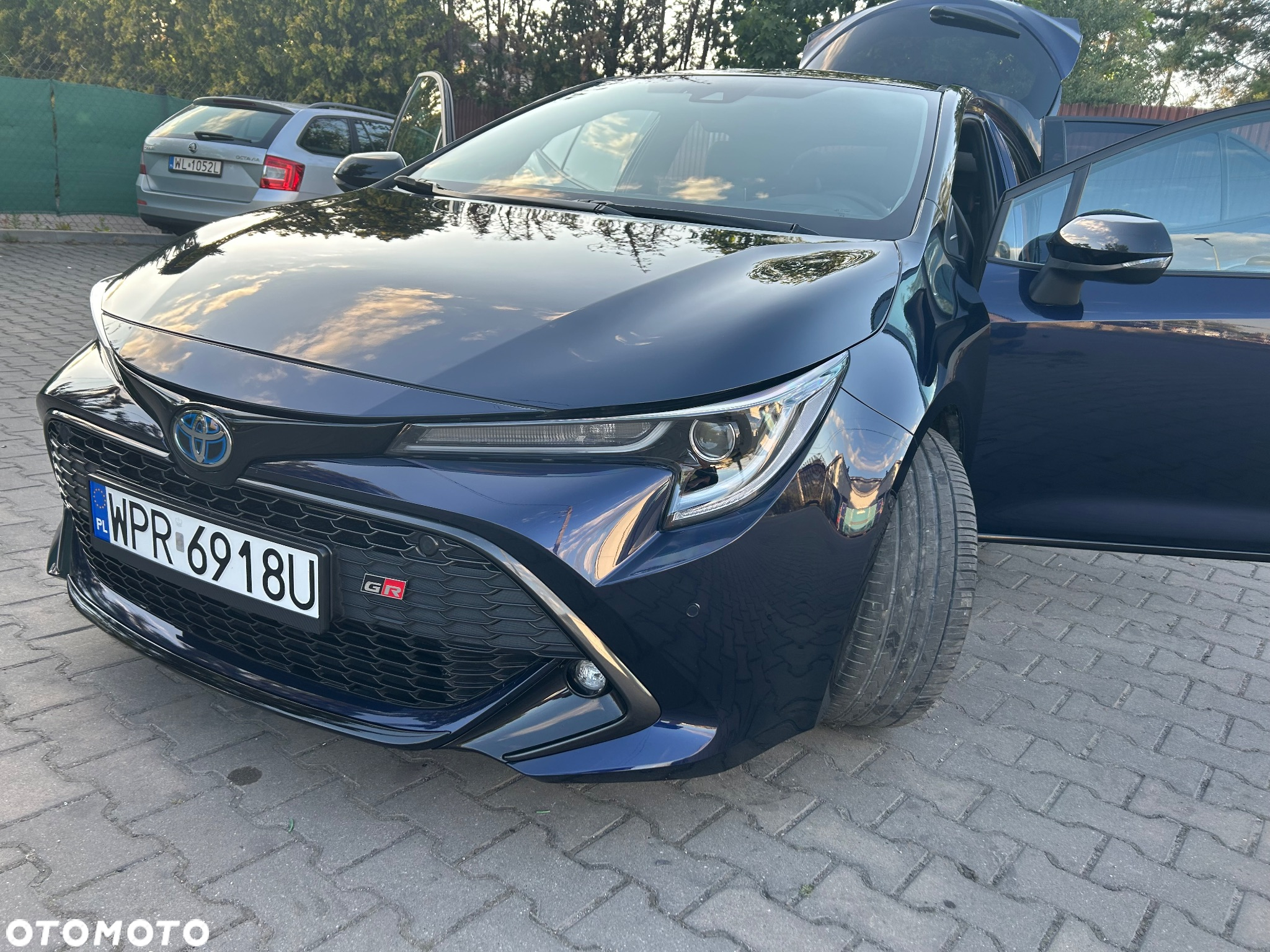 Toyota Corolla 2.0 Hybrid GR Sport - 37