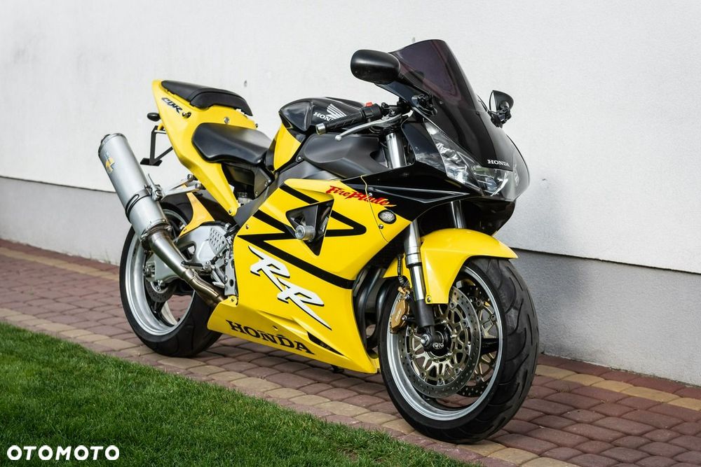 Honda CBR - 1