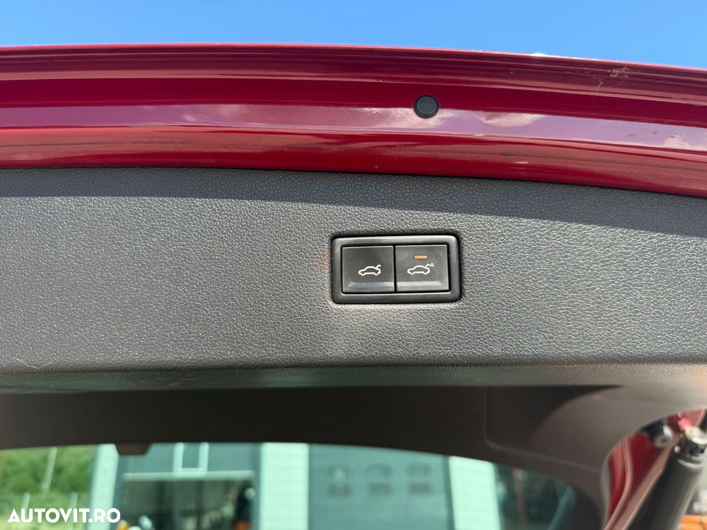 Volkswagen Tiguan - 16