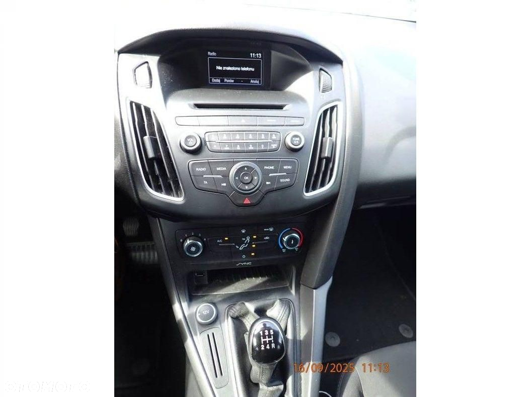 Ford Focus 1.6 Trend - 12