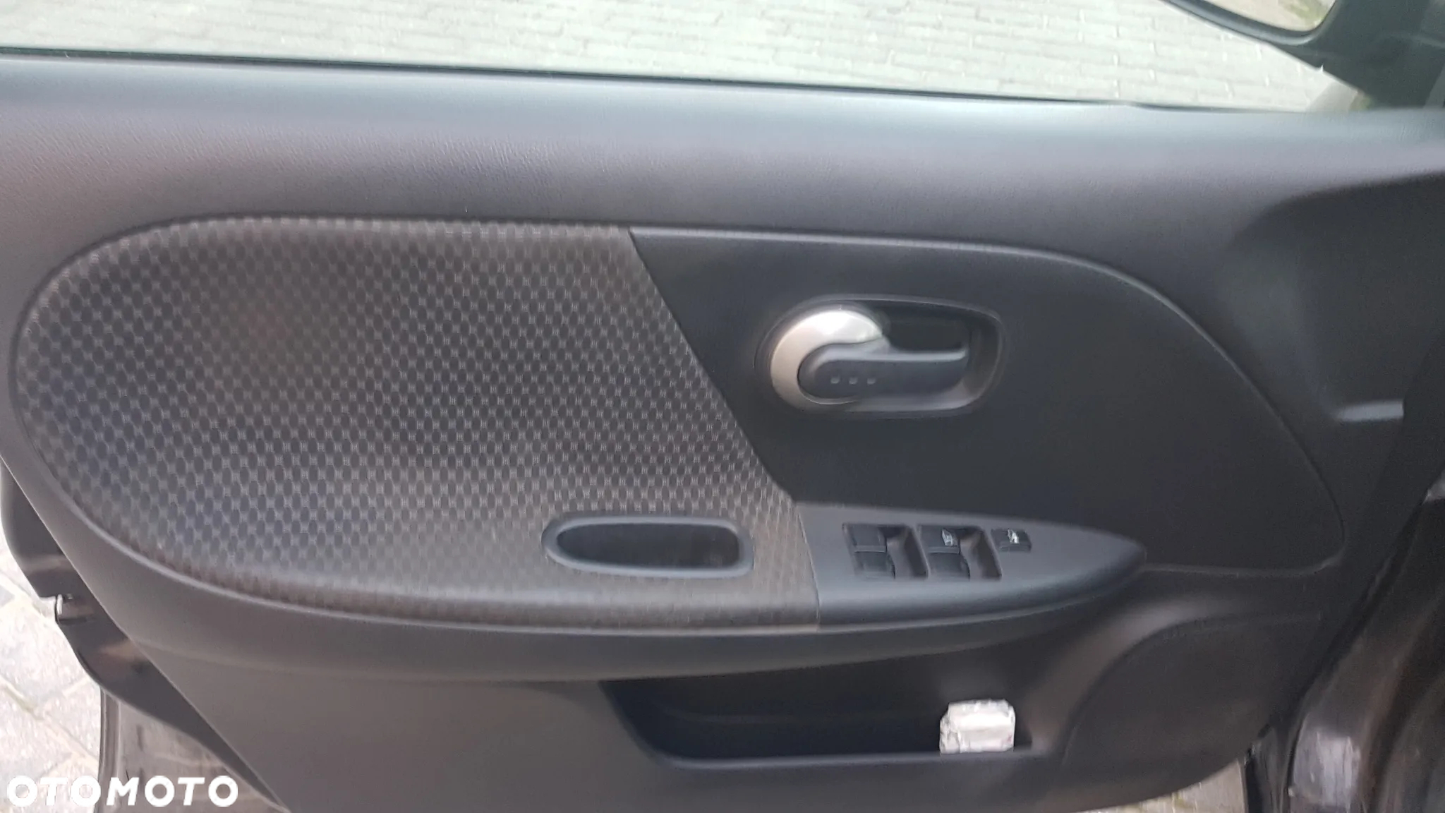 Nissan Note - 12