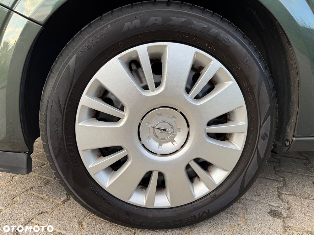 Opel Astra GTC 1.4 Catch me now - 29