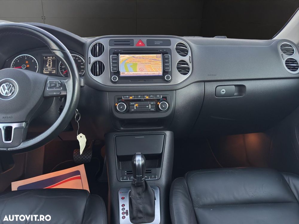 Volkswagen Tiguan - 9