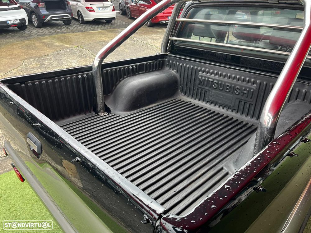 Mitsubishi L200 - 9