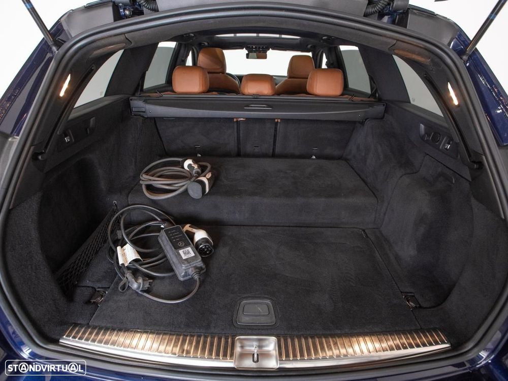 Mercedes-Benz E 300 T 9G-TRONIC AMG Line - 13