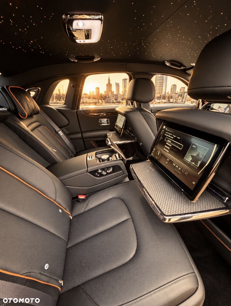 Rolls-Royce Ghost Black Badge - 8