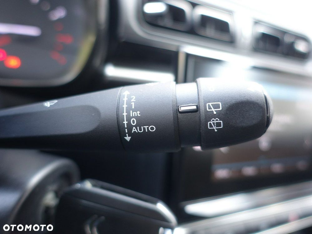 Citroën C3 1.2 PureTech Shine - 19