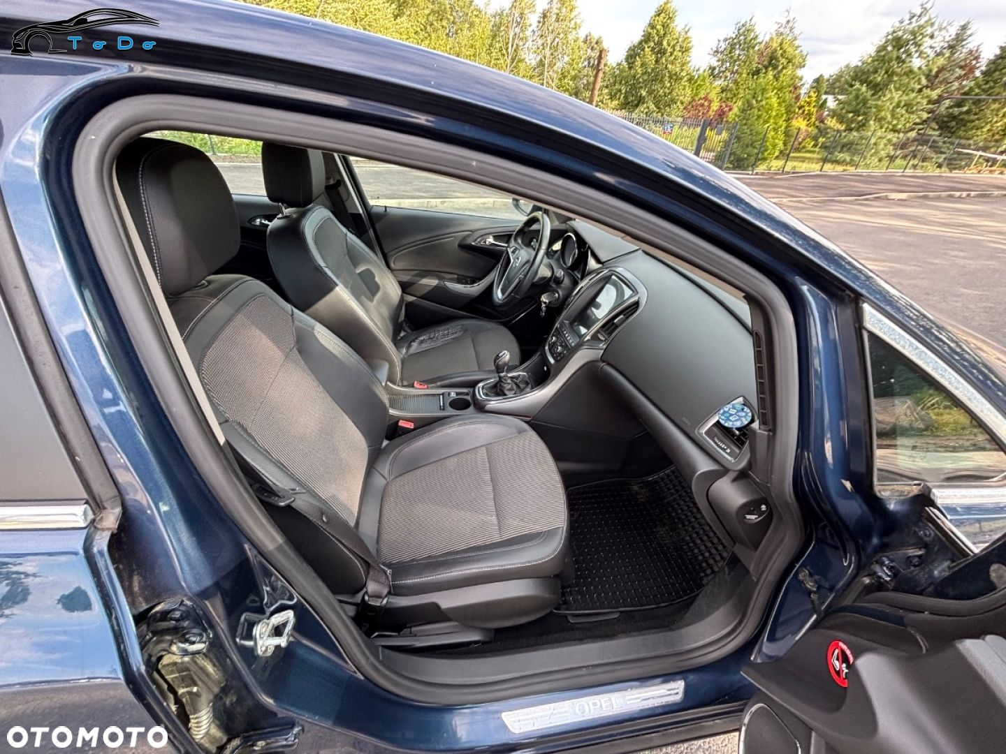 Opel Astra IV 1.6 Cosmo EU6 - 27