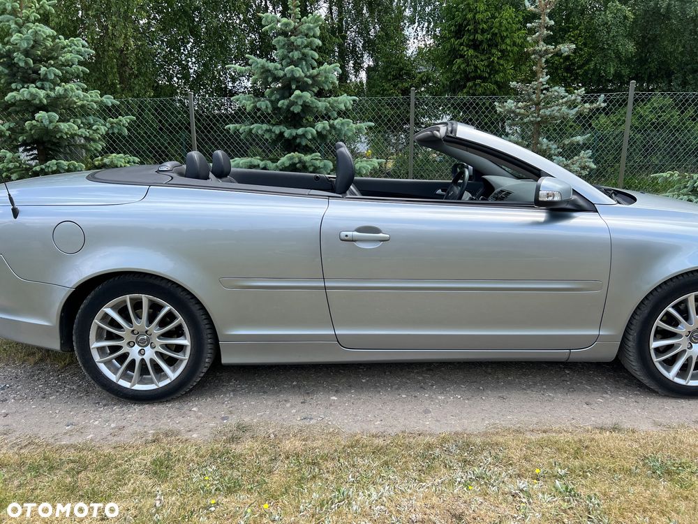Volvo C70 2.0D Kinetic - 6