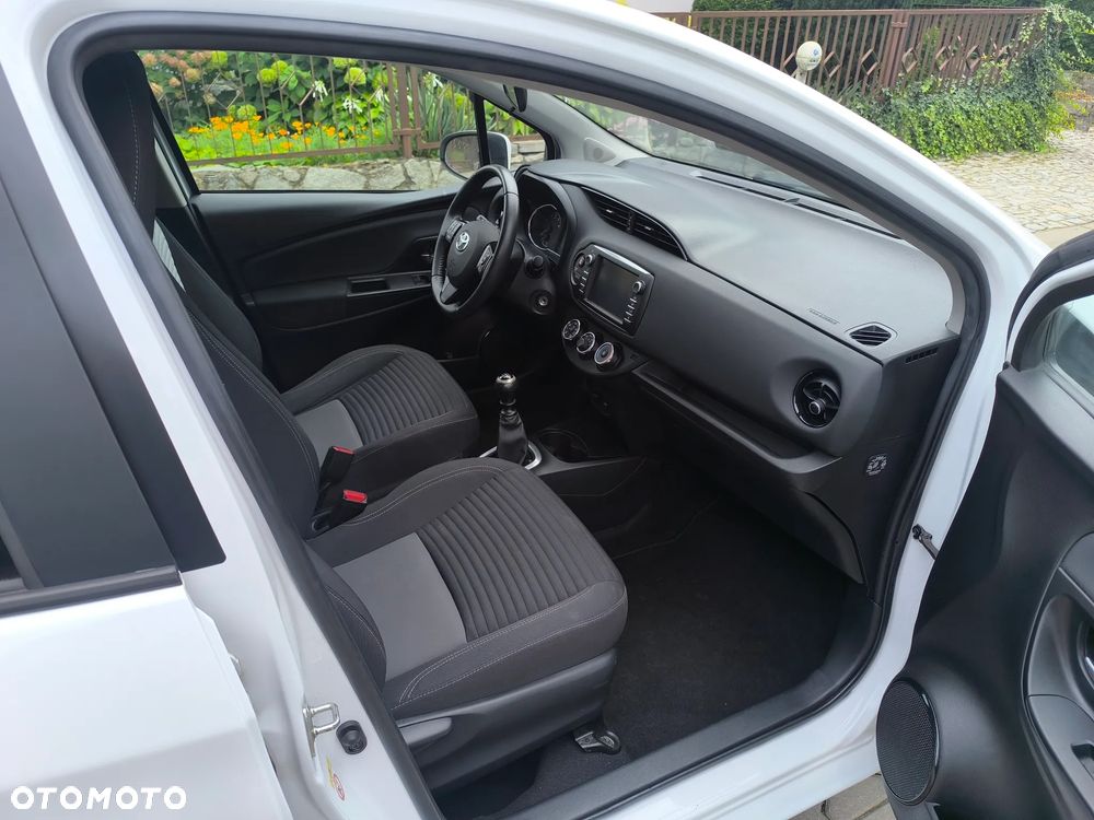 Toyota Yaris - 20