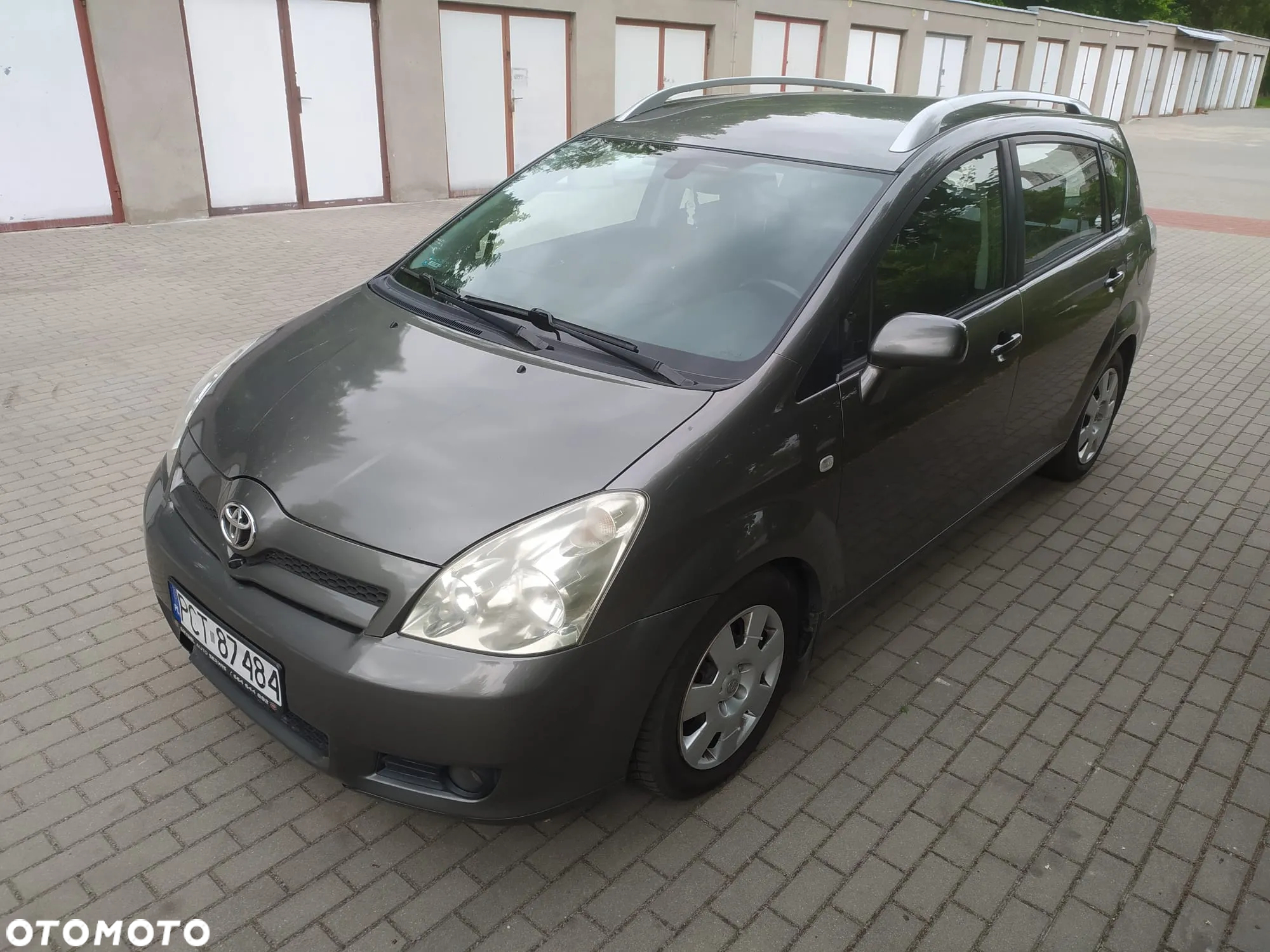 Toyota Corolla Verso 2.2 D-4D Terra 7os - 4