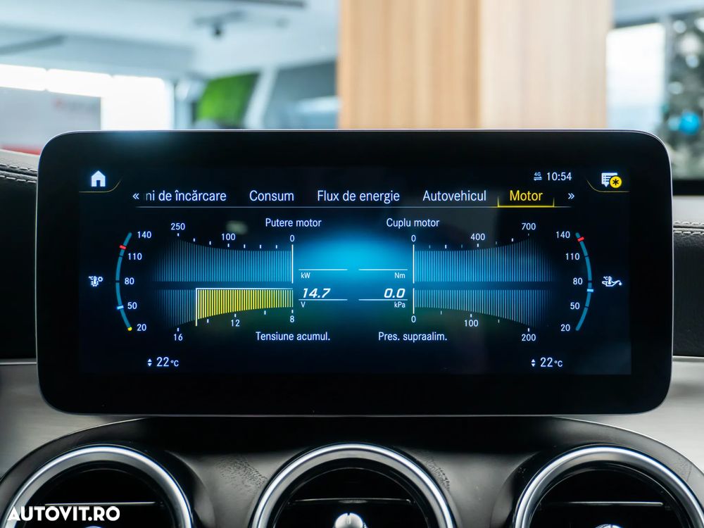 Mercedes-Benz GLC Coupe 300 e 4Matic 9G-TRONIC AMG Line Plus - 24