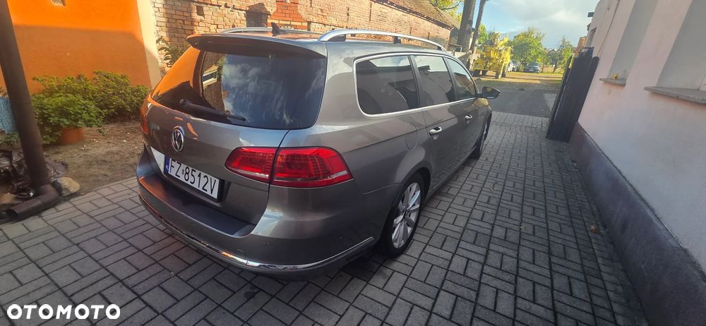 Volkswagen Passat - 6