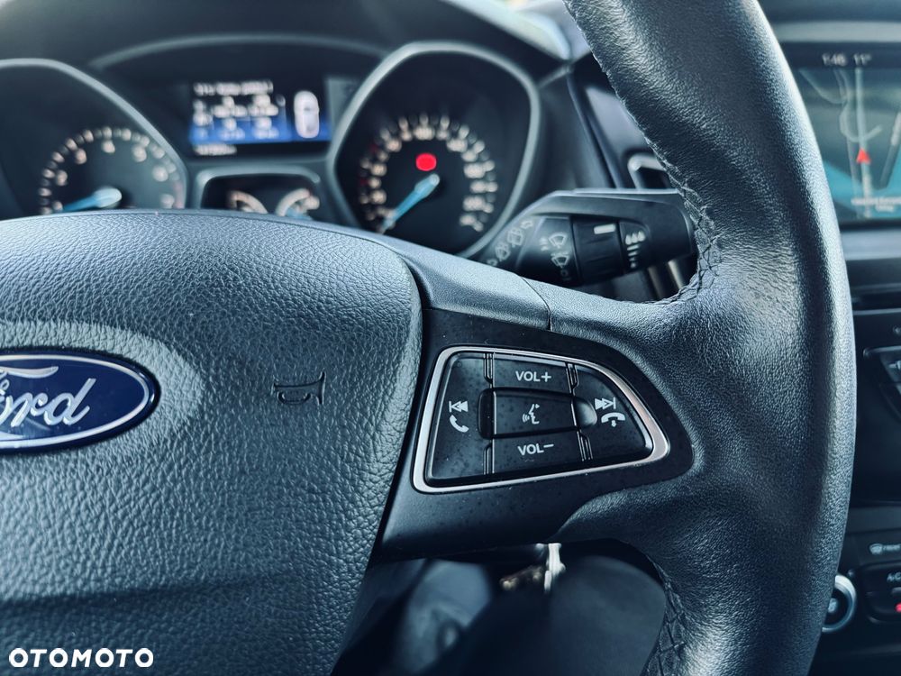 Ford Focus 1.0 EcoBoost Active Business - 21