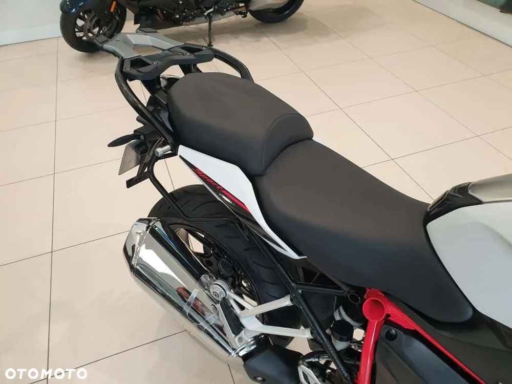 BMW R - 33