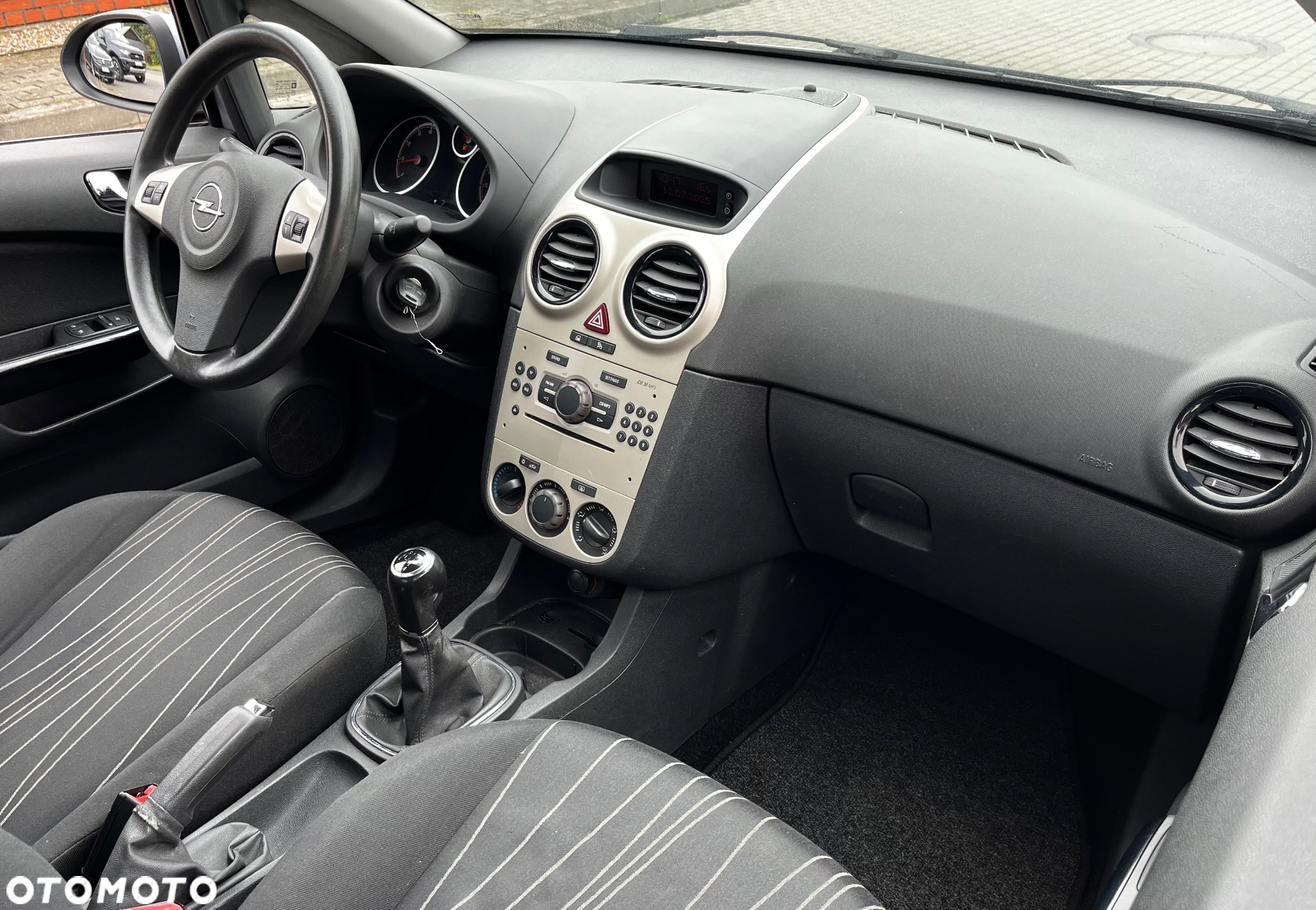 Opel Corsa - 9