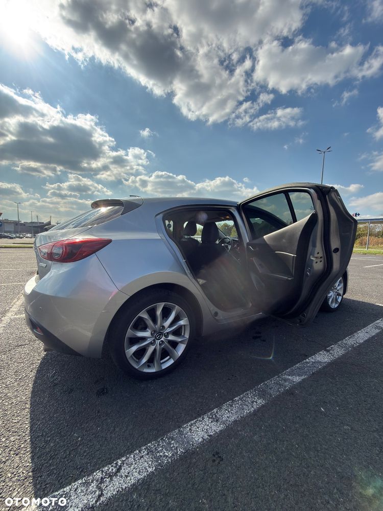 Mazda 3 - 13