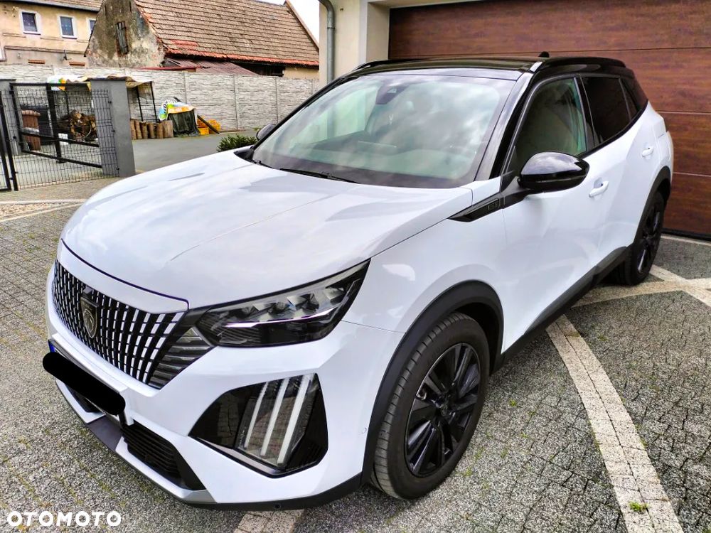 Peugeot 2008 Hybrid 136 e-DSC GT - 1