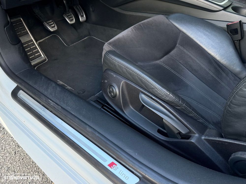 Audi TT Coupé 2.0 TDI S-line - 12