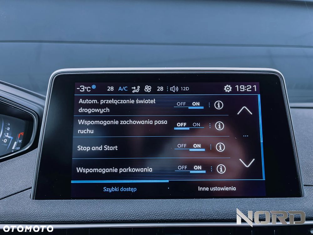 Peugeot 3008 PureTech 130 Stop & Start GPF EAT8 Allure - 32