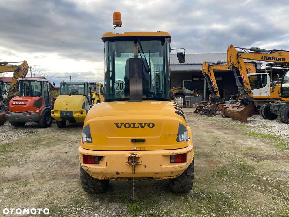 Volvo L30B PRO, 2013 ROK, 6600 MTH, ŁYŻKA OTWIERANA + WIDŁY, z NIEMIEC, SUPER STAN, - 4
