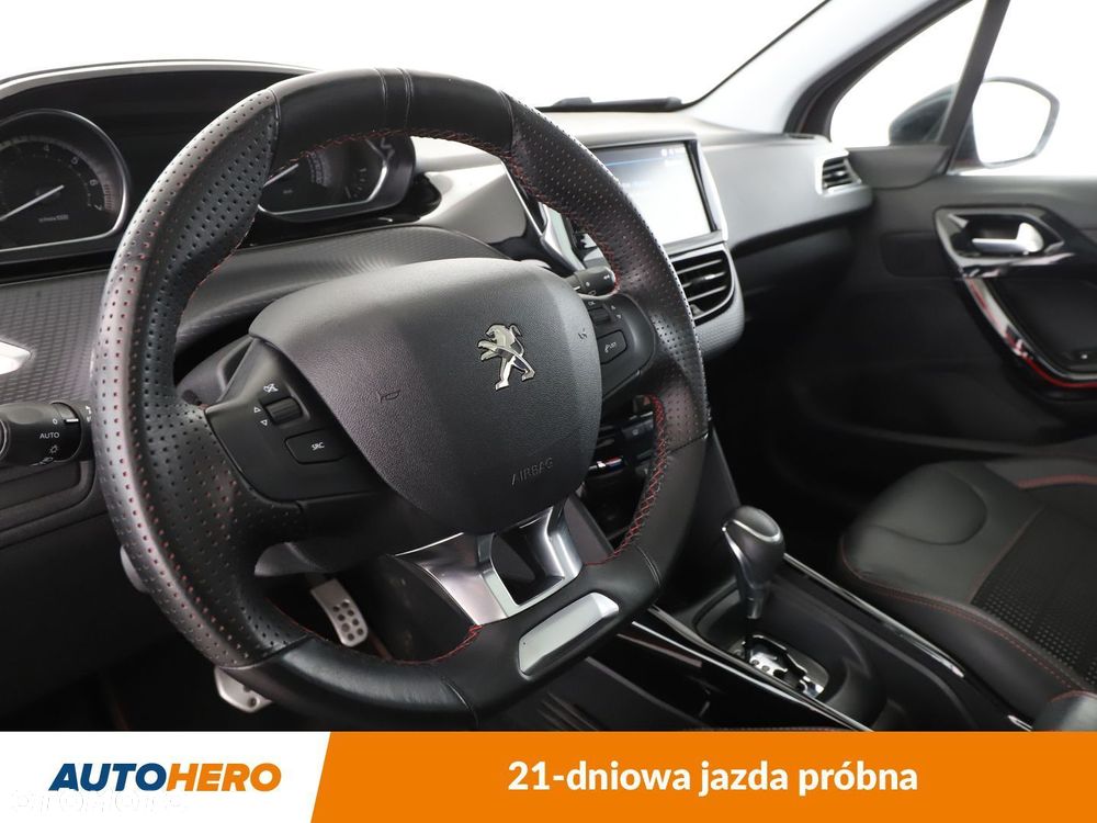 Peugeot 2008 - 12