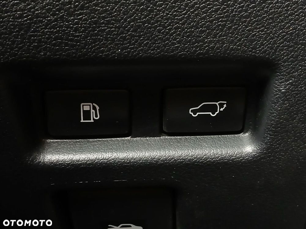 Lexus UX 250h GPF F Impression 2WD - 37