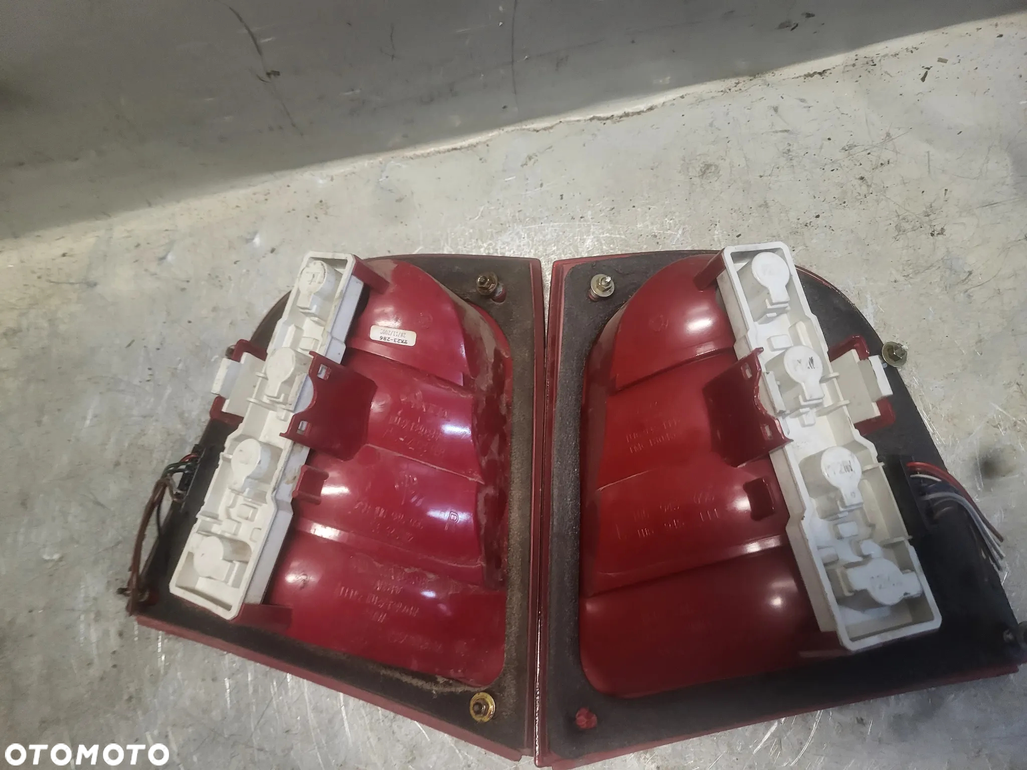 LAMPY TYŁ SKODA OCTAVIA I LIFT HB LEWA PRAWA TYLNIE - 5