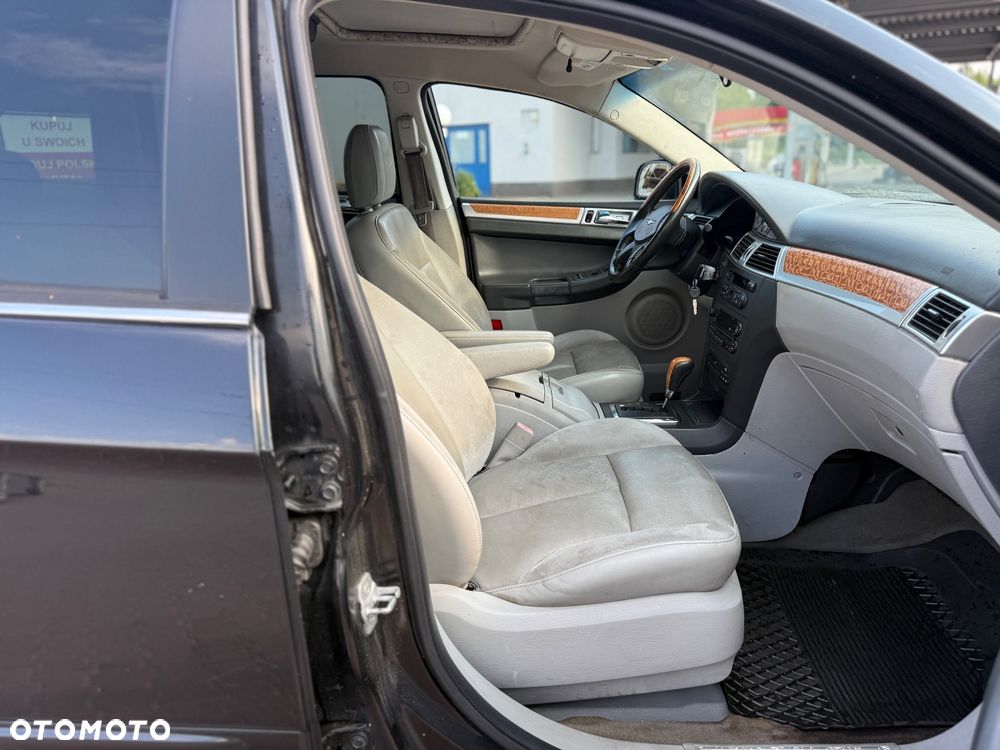 Chrysler Pacifica - 15