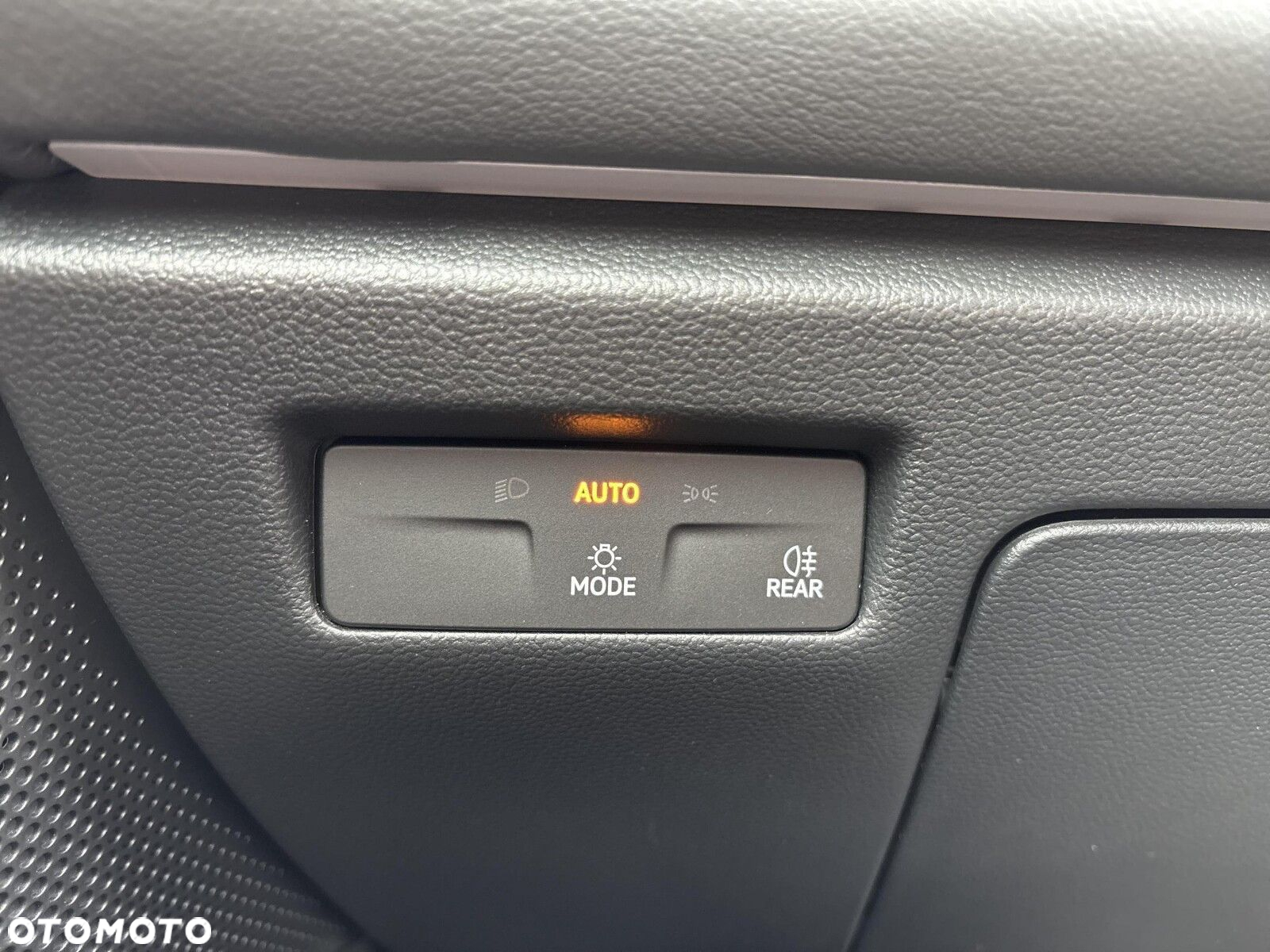 Volkswagen Passat 2.0 TDI SCR Business DSG - 13