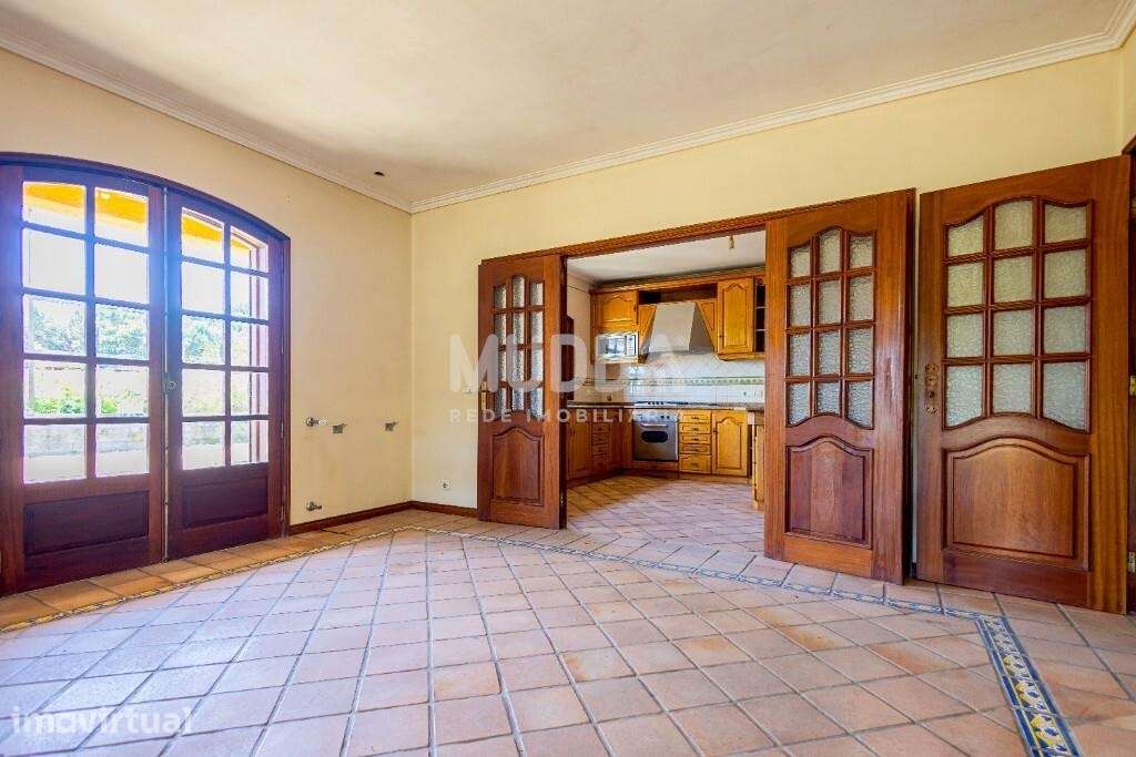 Oportunidade em Azurva – Moradia Isolada com Grande Terreno! - Grande imagem: 5/43