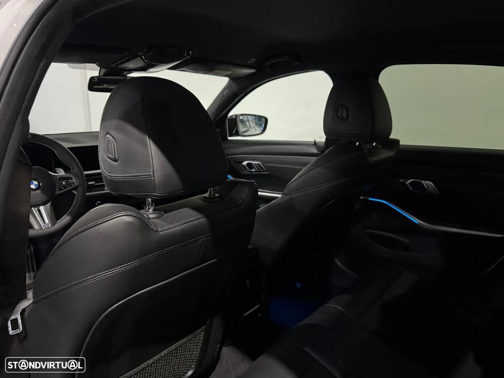 BMW 330 e Pack M Auto - 13