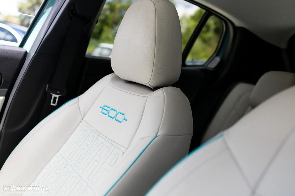 Fiat 600e 54 kWh La Prima - 9
