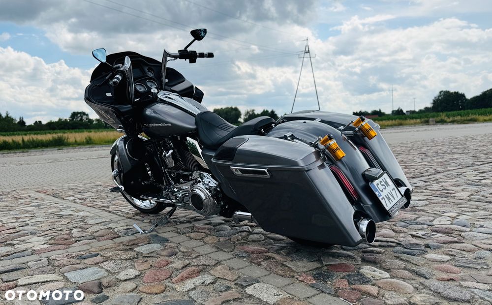 Harley-Davidson Touring Road Glide - 8