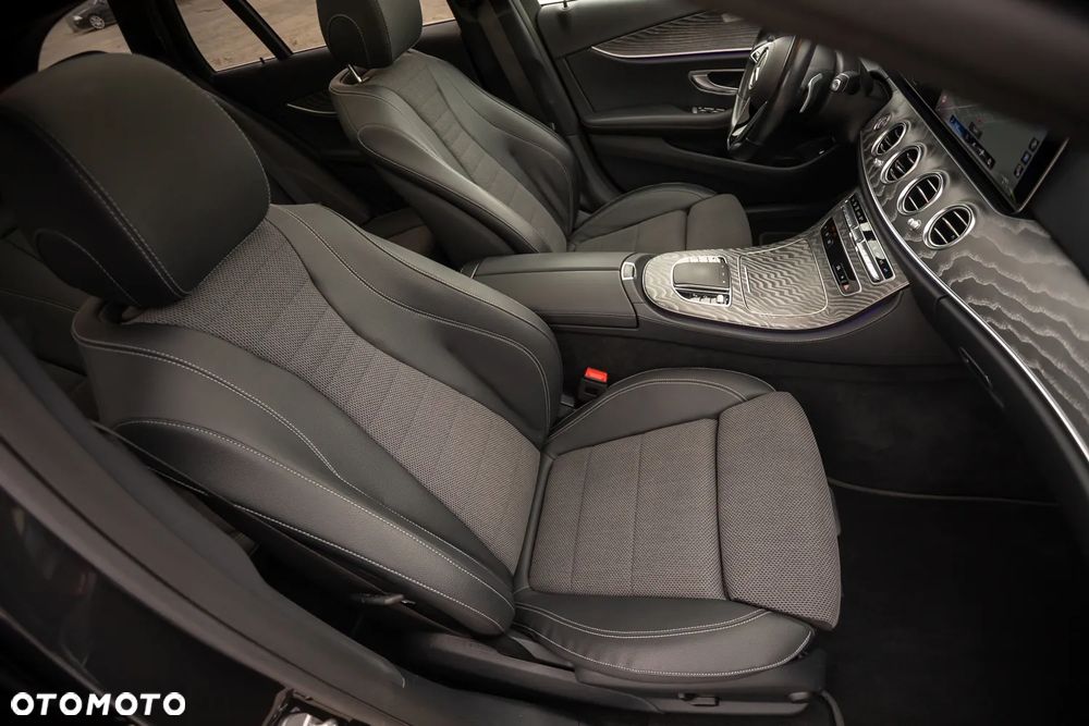 Mercedes-Benz Klasa E 300 AMG/Avantgarde - 25