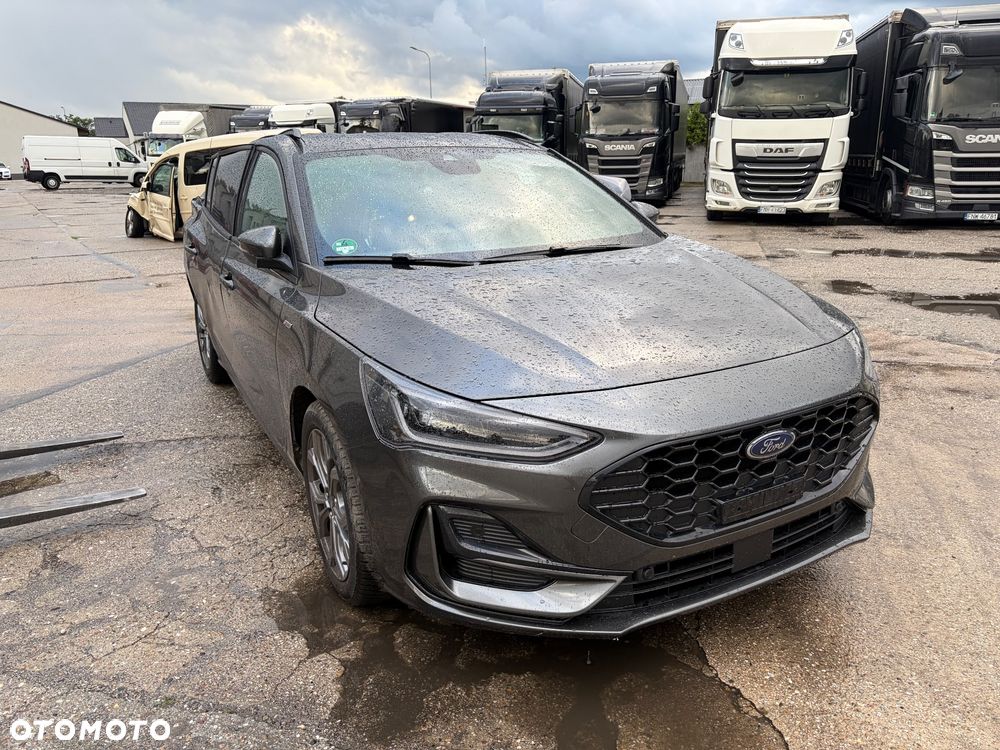 Ford Focus 1.0 EcoBoost Hybrid ST-LINE X - 1