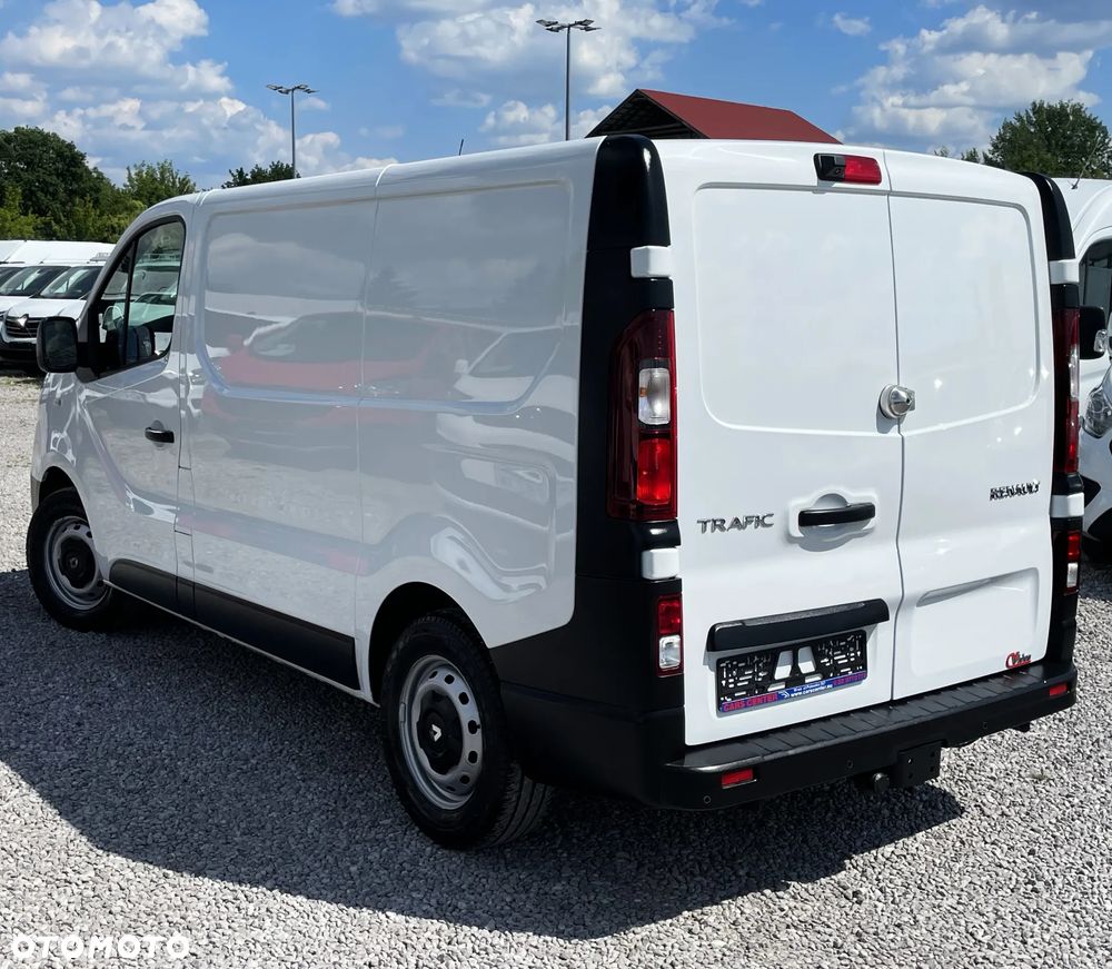Renault Trafic - 11