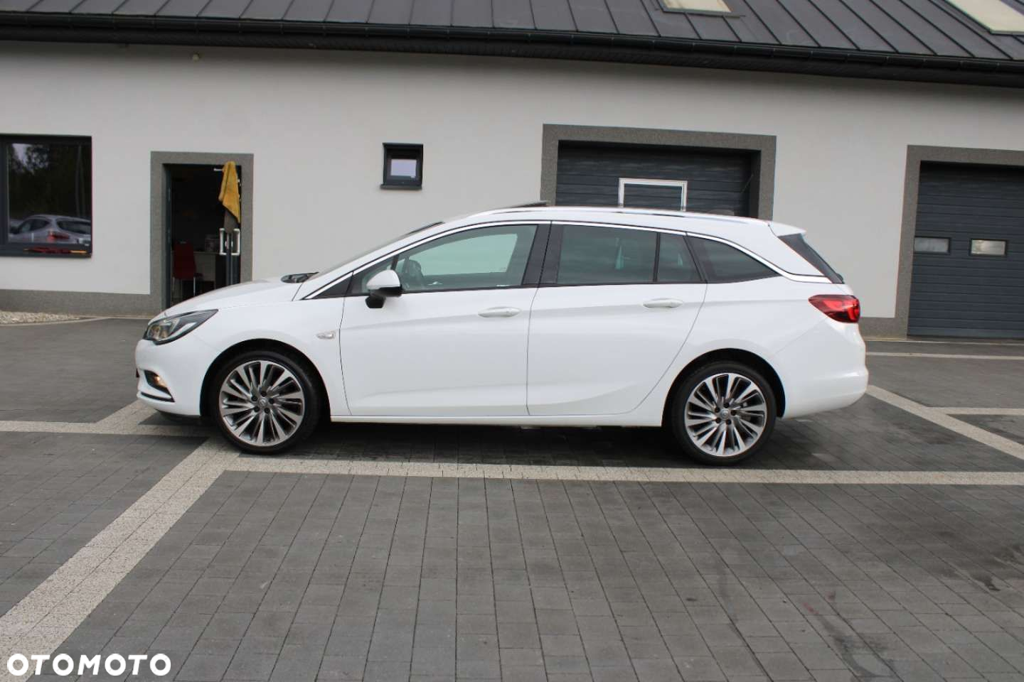Opel Astra - 4