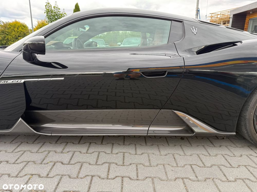 Maserati MC20 DCT - 15