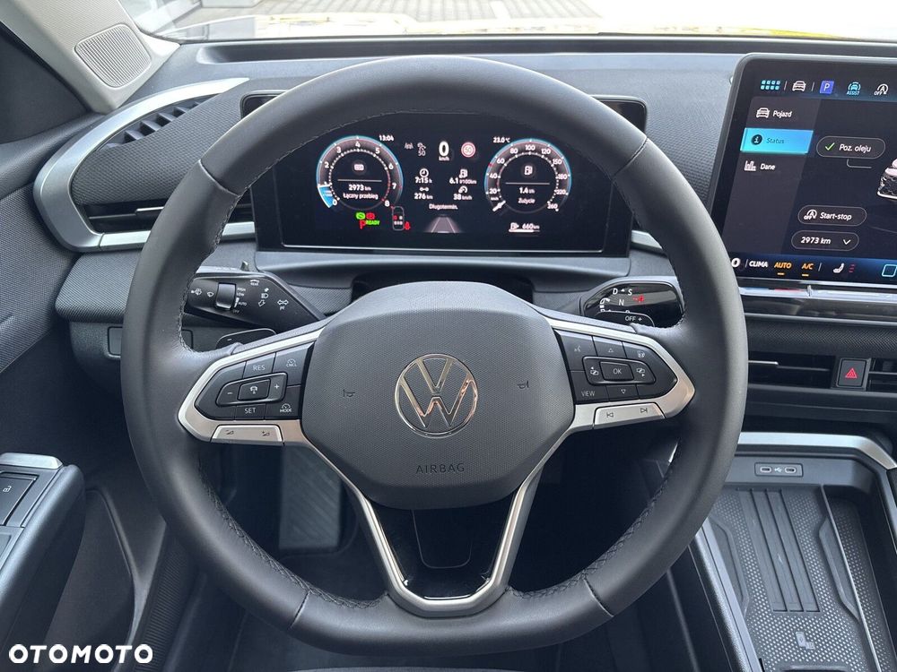 Volkswagen T-Roc - 25