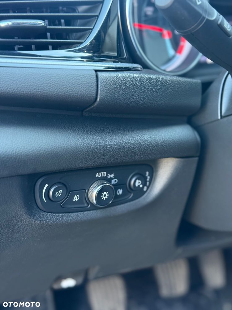 Opel Insignia 2.0 Dynamic - 19